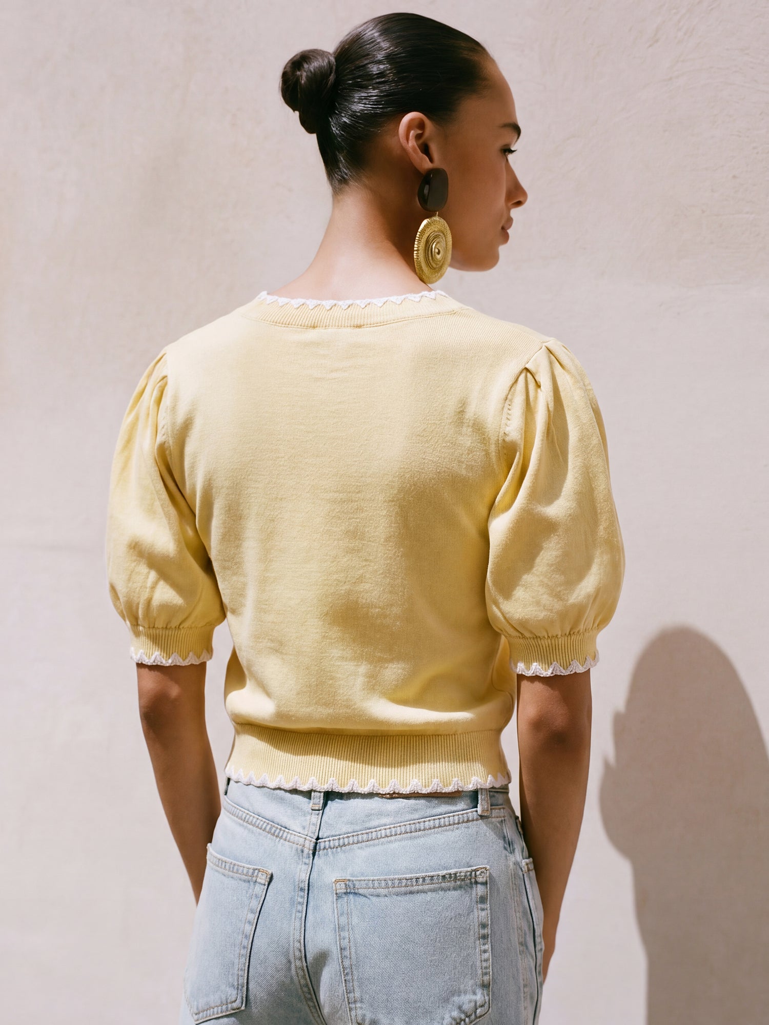 #color_Light Yellow