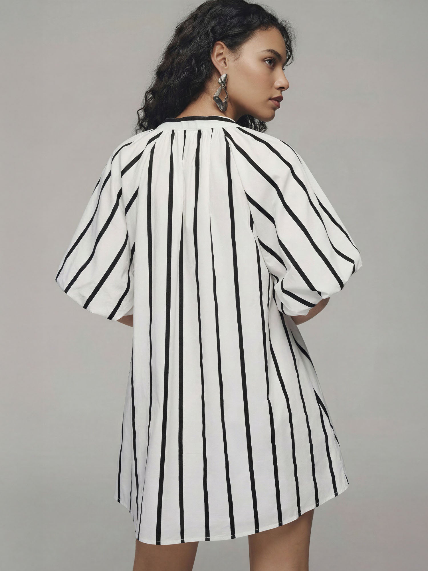 Short Sleeve V-Neck Stripe A-Line Dress - LARGE / Black