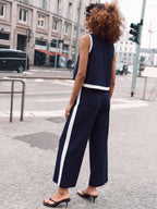 #color_NAVY